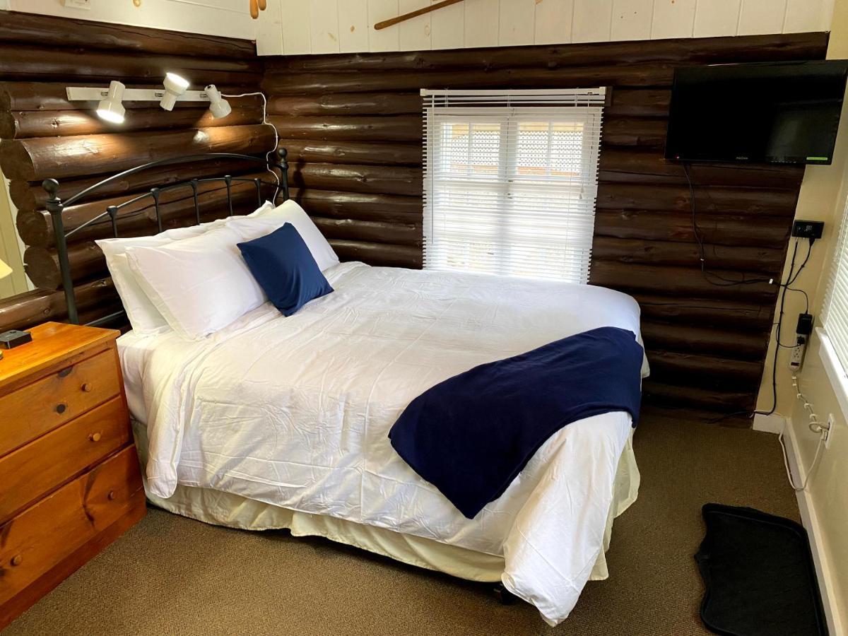 Pine Grove Cottages Линкольнвилл Экстерьер фото