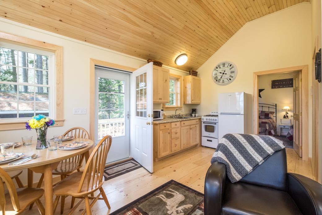 Pine Grove Cottages Линкольнвилл Экстерьер фото